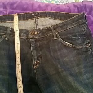 Bootcut Hudson jeans in size 31